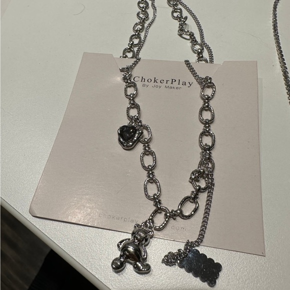 Neckless - Picture 2 of 4